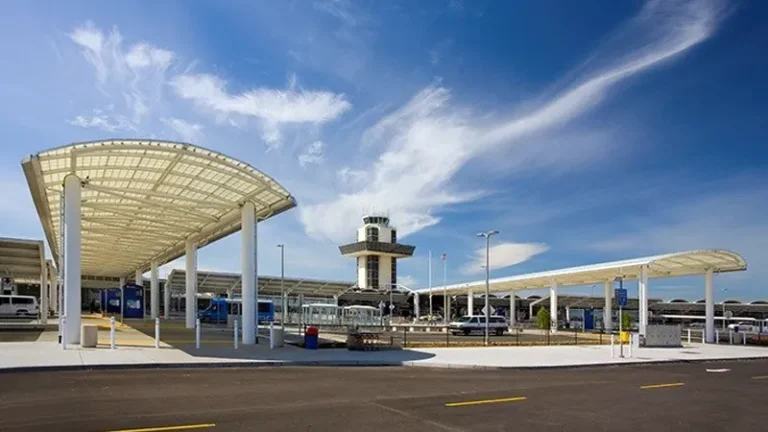 Galt to Oakland International Airport (OAK)