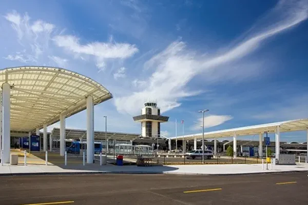 Limousine Service to/from OAK Airport